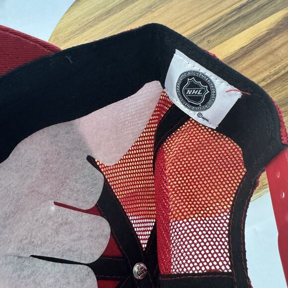 Fan Favorite Washington Capitals Embroidered Camo Hat Cap Adjustable Snapback - Picture 8 of 8